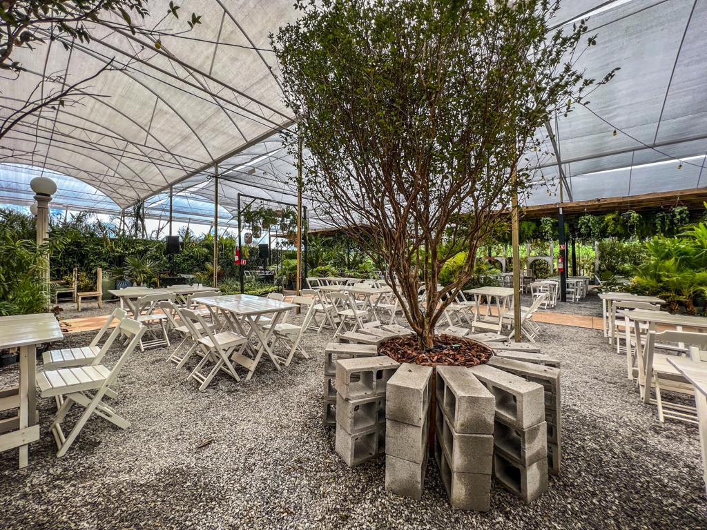 Jardim Secreto inaugura restaurante em viveiro de plantas