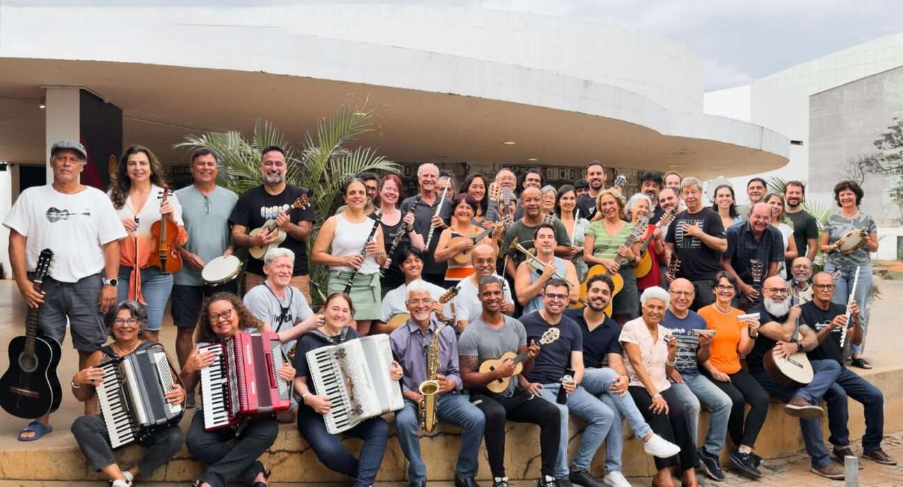 Escola Brasileira de Choro abre seleção para bolsas em cursos de música no DF Música