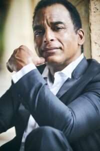 Jon Secada & Marina Elali Com o show "Canções Eternas" Rio de janeiro