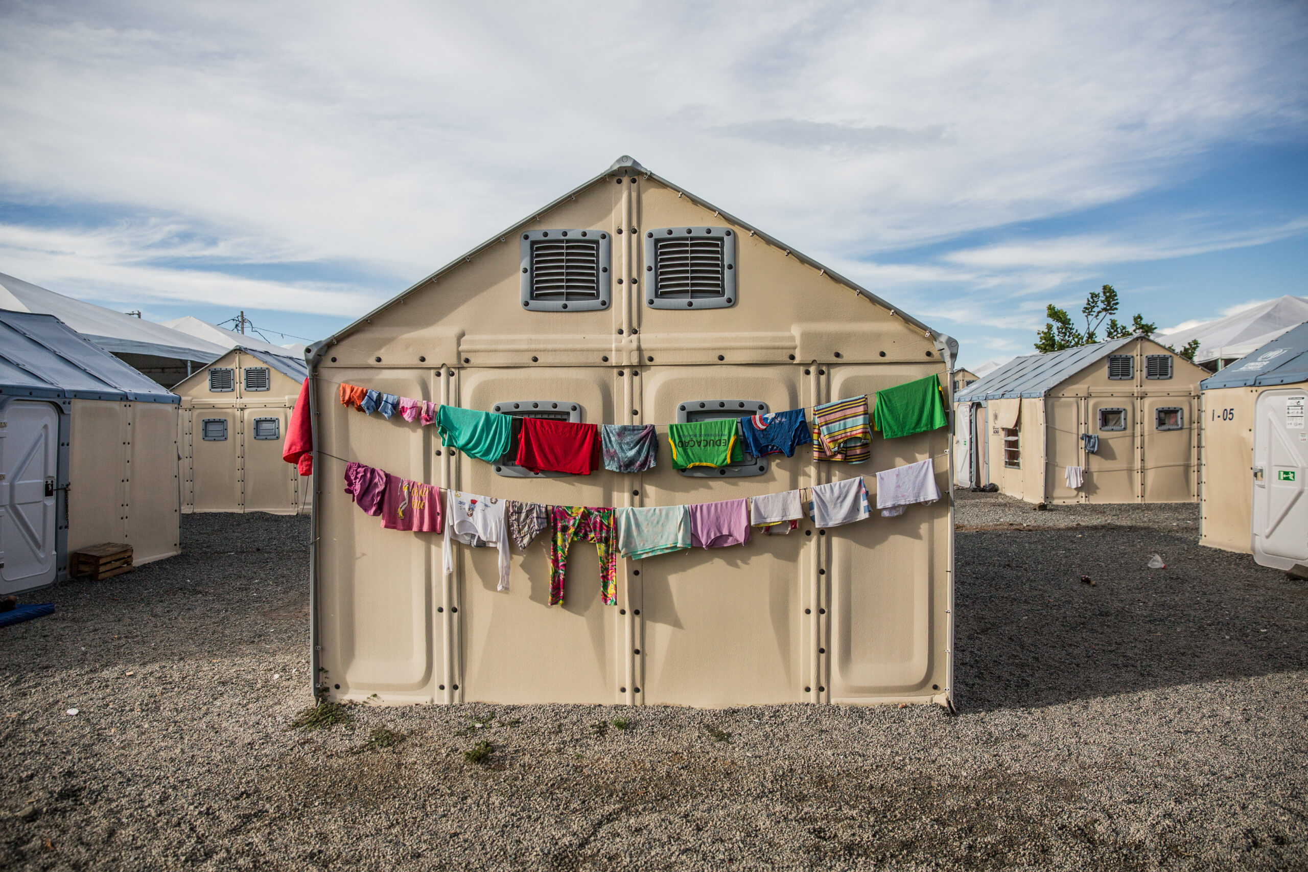 Exposição Acolhidos destaca o percurso de pessoas refugiadas e migrantes da Venezuela rumo à integração no Brasil