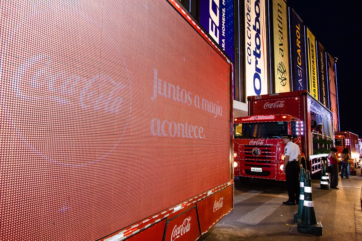 Caravana Iluminada da Coca-Cola partirá do Conjunto Nacional nesta quinta-feira