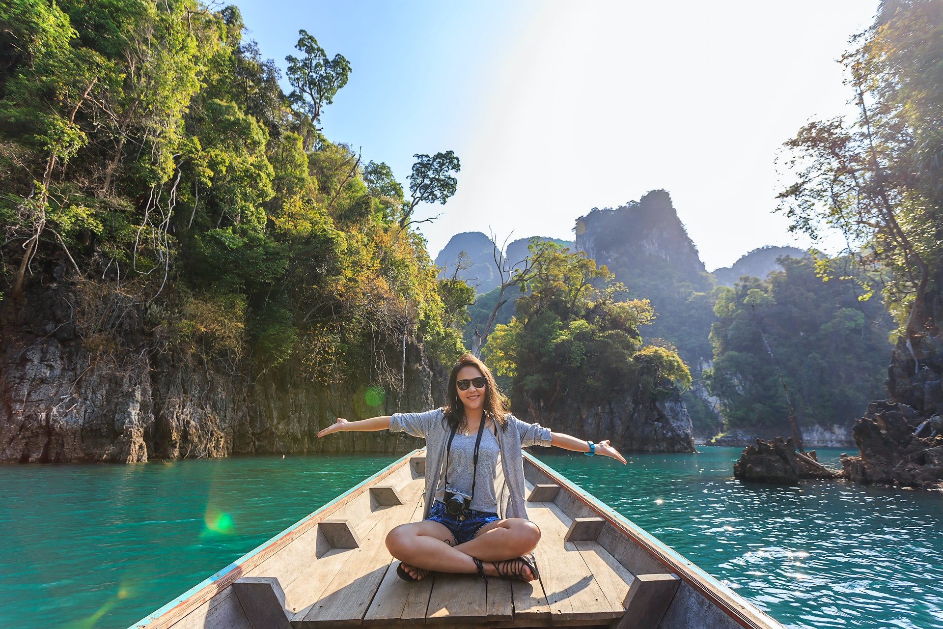 Mulheres independentes: turismo para quem viaja sozinha