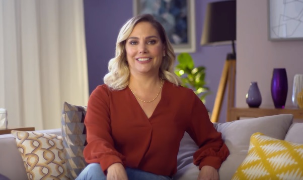 Igrid Guimarães e Heloísa Périssé se reencontram em campanha de aniversário do Assaí Investimento