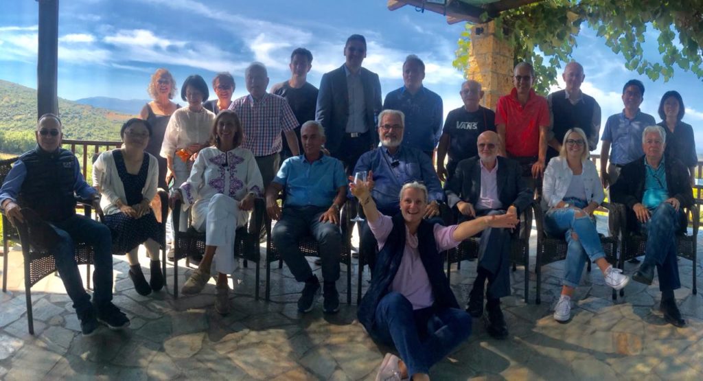Dra. Shirley Pontes e Dr. Humberto Freitas apresentam casos de sucesso em tratamento de câncer em seminário na Grécia Saúde