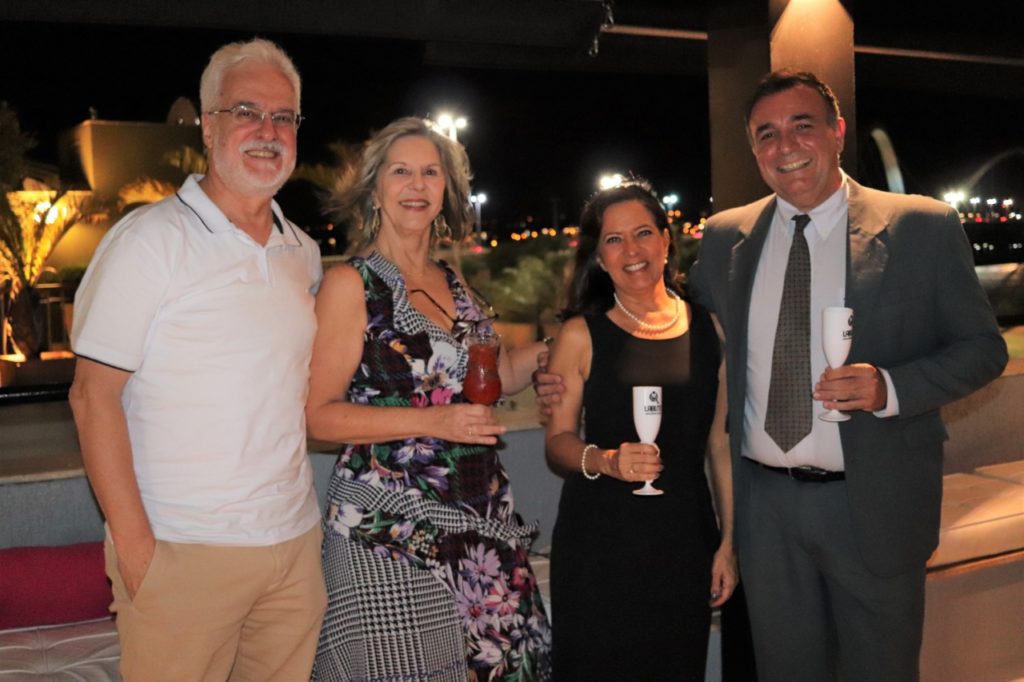 Lançamento de aplicativo agita noite brasiliense Investimento