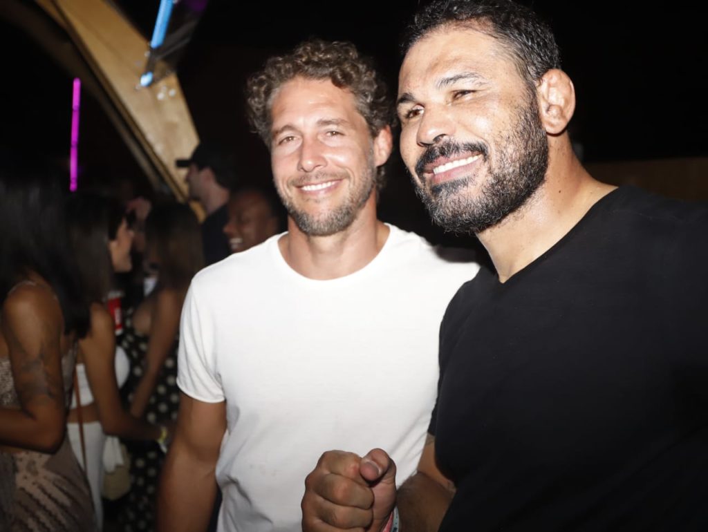 Pré Réveillon de Álvaro Garnero em Jericoacoara atrai celebridades Colunismo Social