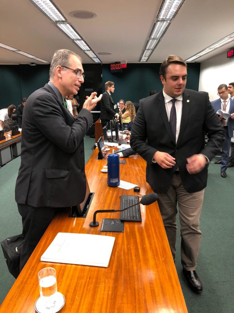 Adepol do Brasil lança cartilha Notícias