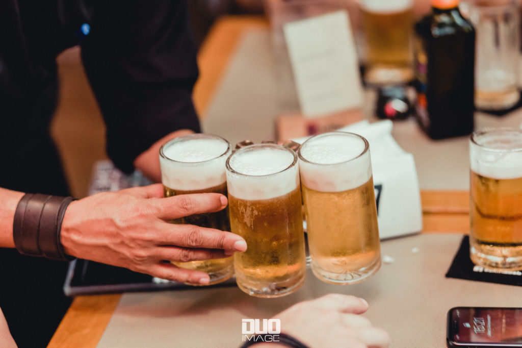 Eskina Bar transmite super bowl em mega telão Gastronomia