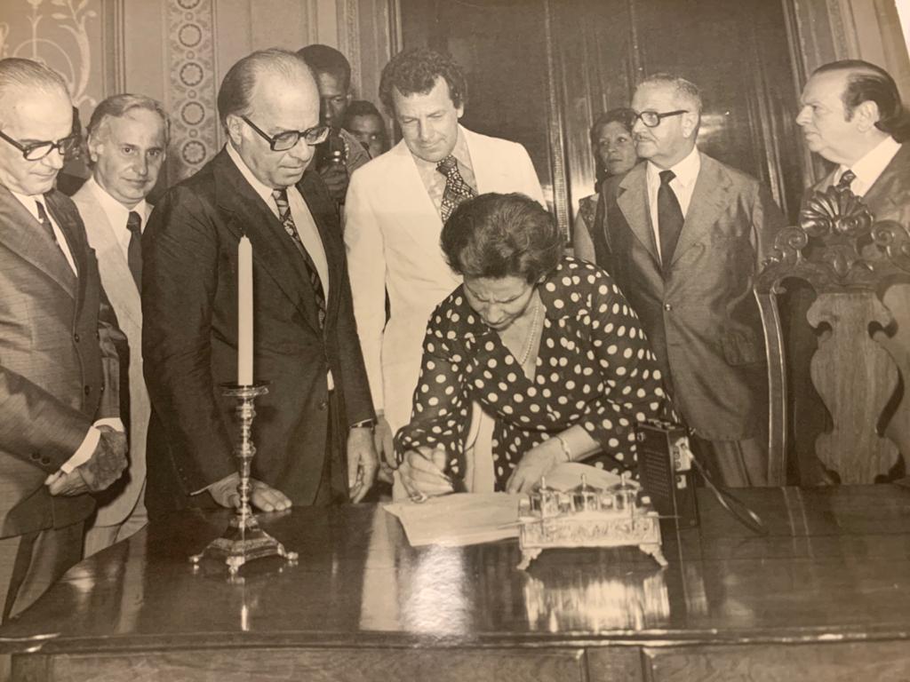 A biografia de Mauro Magalhães