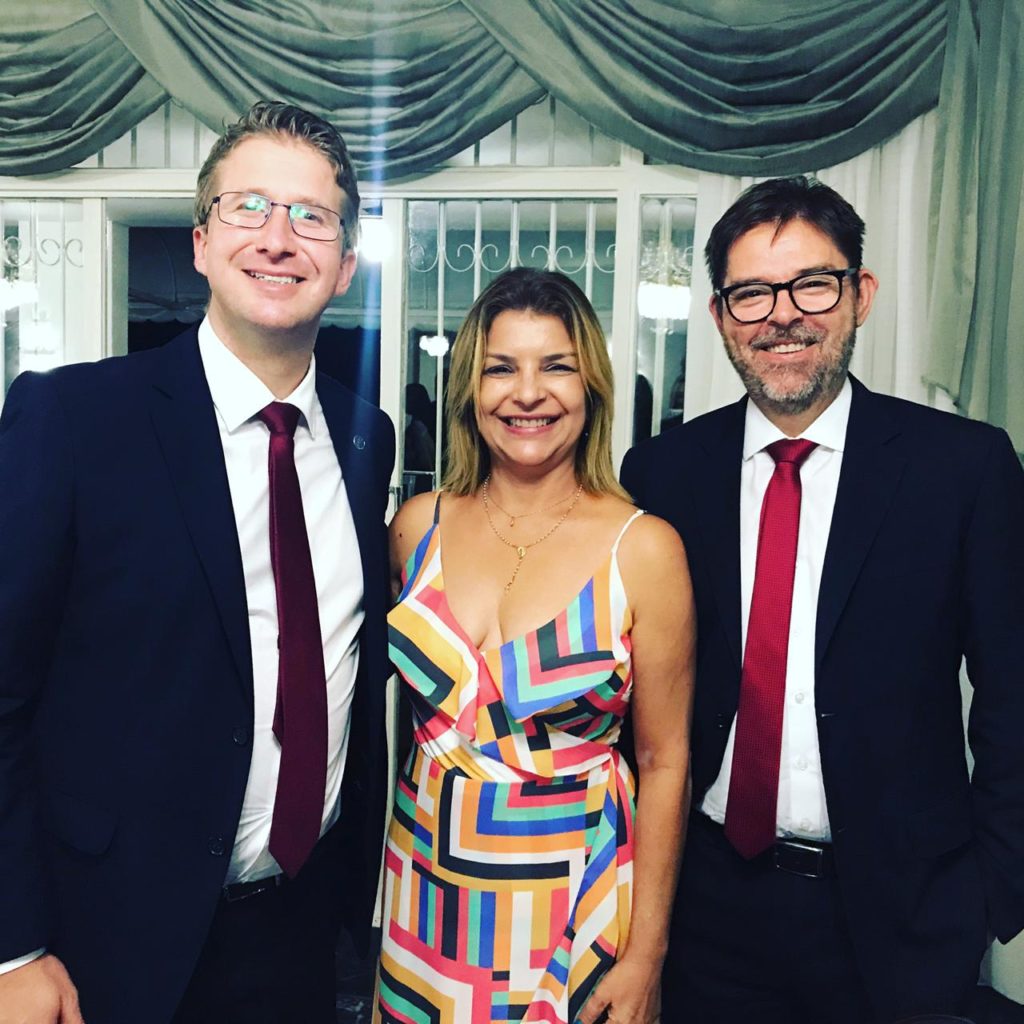 Embaixador da Argélia promove jantar para jornalistas Colunismo Social