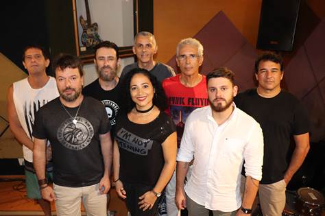 Tributo a Pink Floyd no Teatro Rival Refit Música