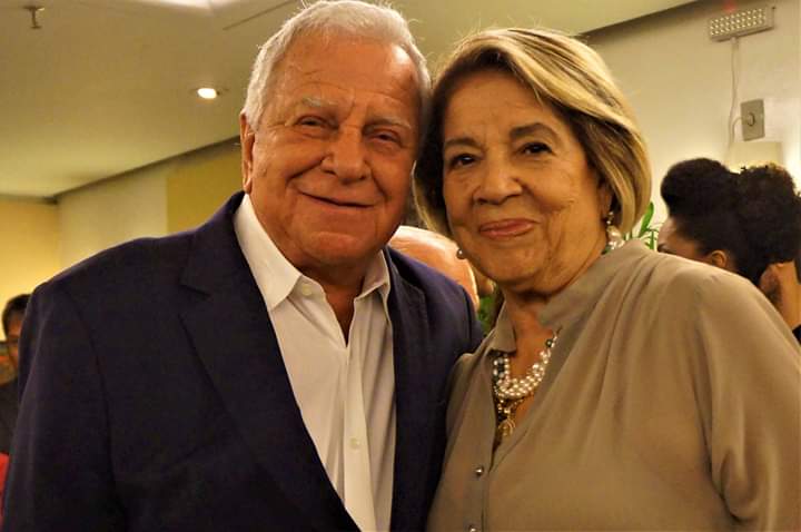 Aniversariante, Mauro Magalhães recebe homenagens virtuais dos amigos Colunismo Social