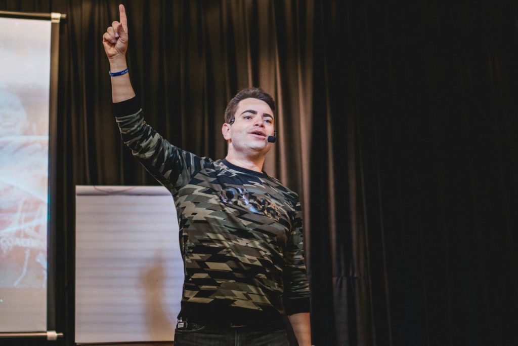 Intensivo com Raphael Costa orienta empresários a atingir alta performance Investimento