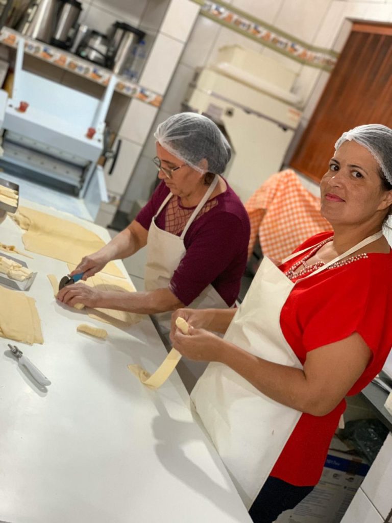 Indústria de laticínio prorroga inscrições para programa de capacitação quem quer empreender no segmento de confeitaria Gastronomia