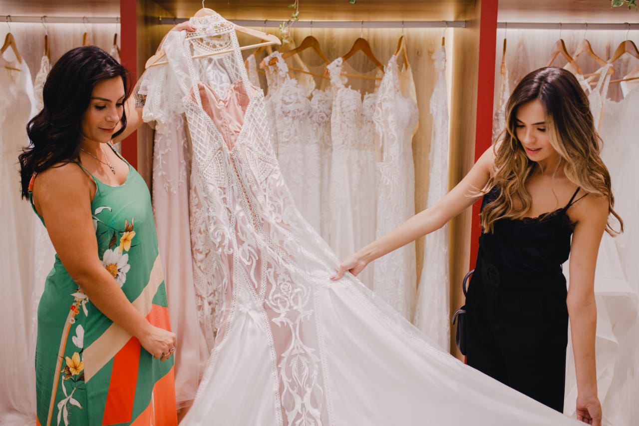 Pandemia adia casamentos e requer cuidado na renegociação Investimento