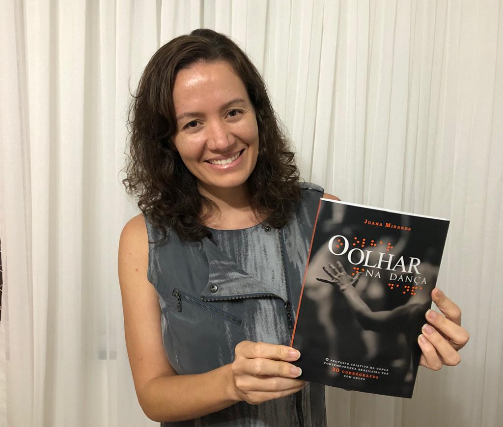 Livro O Olhar Na Dança entrevista 30 grupos de dança contemporânea do Brasil e valoriza a profissão Coreógrafo Artes