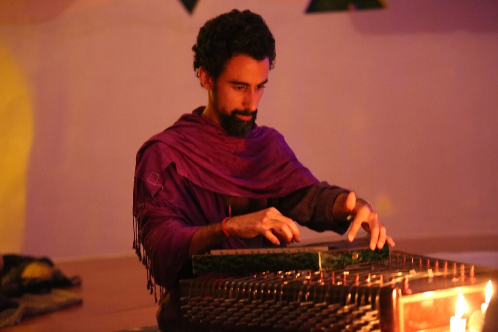 Em agosto, o Rio de Janeiro é a capital mundial das harpas. 