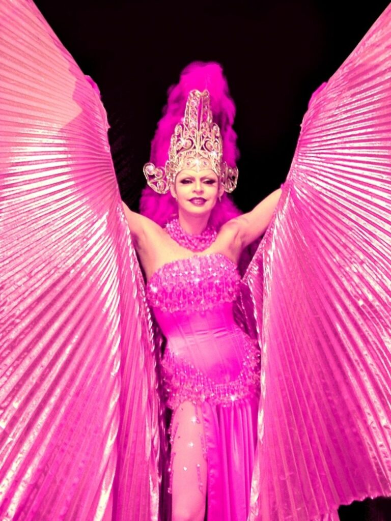 Teatro Rival Refit nos tempos das lives Cultura