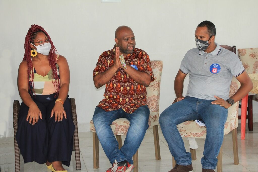 Márcio Ribeiro Reis e Edimara Celi realizaram encontro em Padre Miguel e Bangu. Política