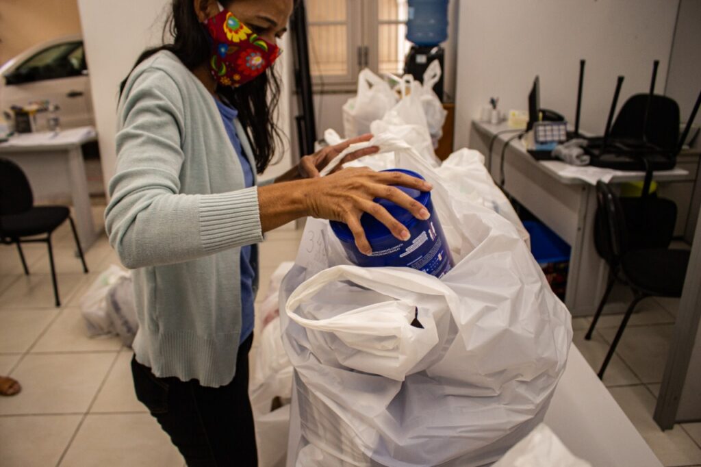 Basta! Pobreza não é normal: Instituto Dara promove campanha para erradicar a desigualdade social e os impactos da pandemia Colunismo Social