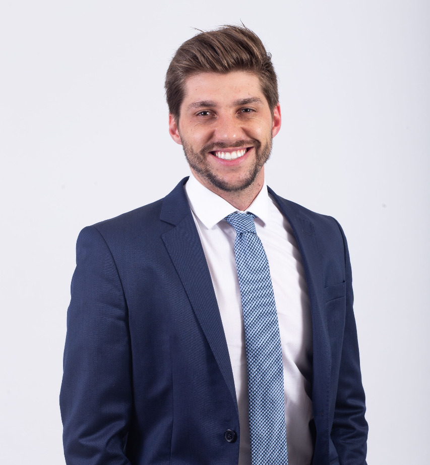 Com pais sem estudo, dentista mineiro se torna um famoso dentista com apenas 29 anos