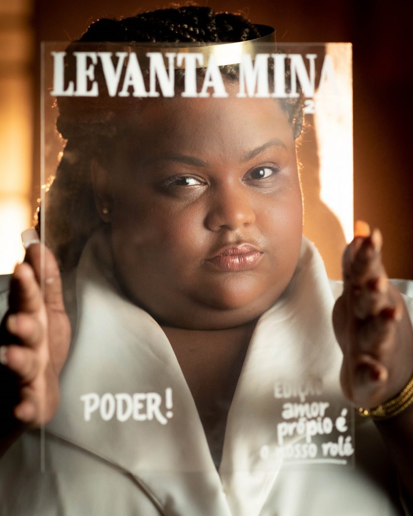 MC Carol transforma amor próprio, diversidade e sororidade em música e imagem, no novo single e clipe “Levanta Mina” Música