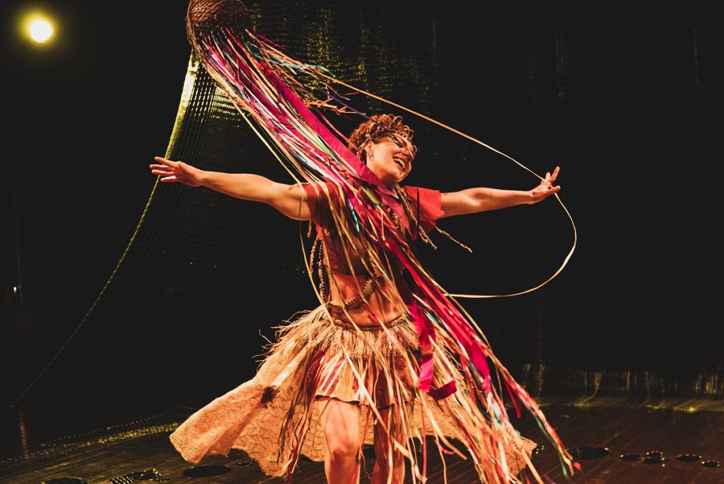 Espetáculo Floreio apresenta o mito da Sereia Luzia Artes