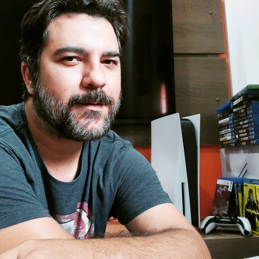 Marcio Zanini anuncia livro com vampiro para adultos Notícias