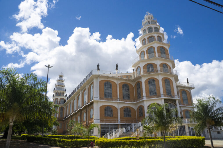 Rota da Paz: tour virtual pelos templos de Brasília é opção para celebrar a Semana Santa sem sair de casa Turismo