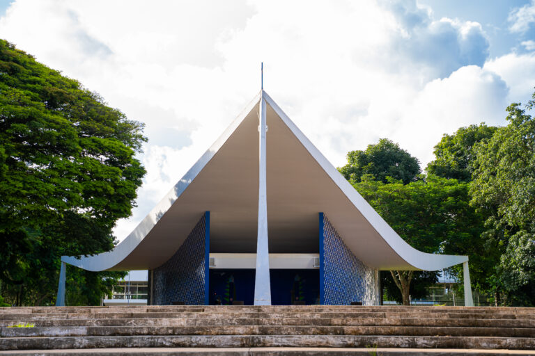 Rota da Paz: tour virtual pelos templos de Brasília é opção para celebrar a Semana Santa sem sair de casa Turismo