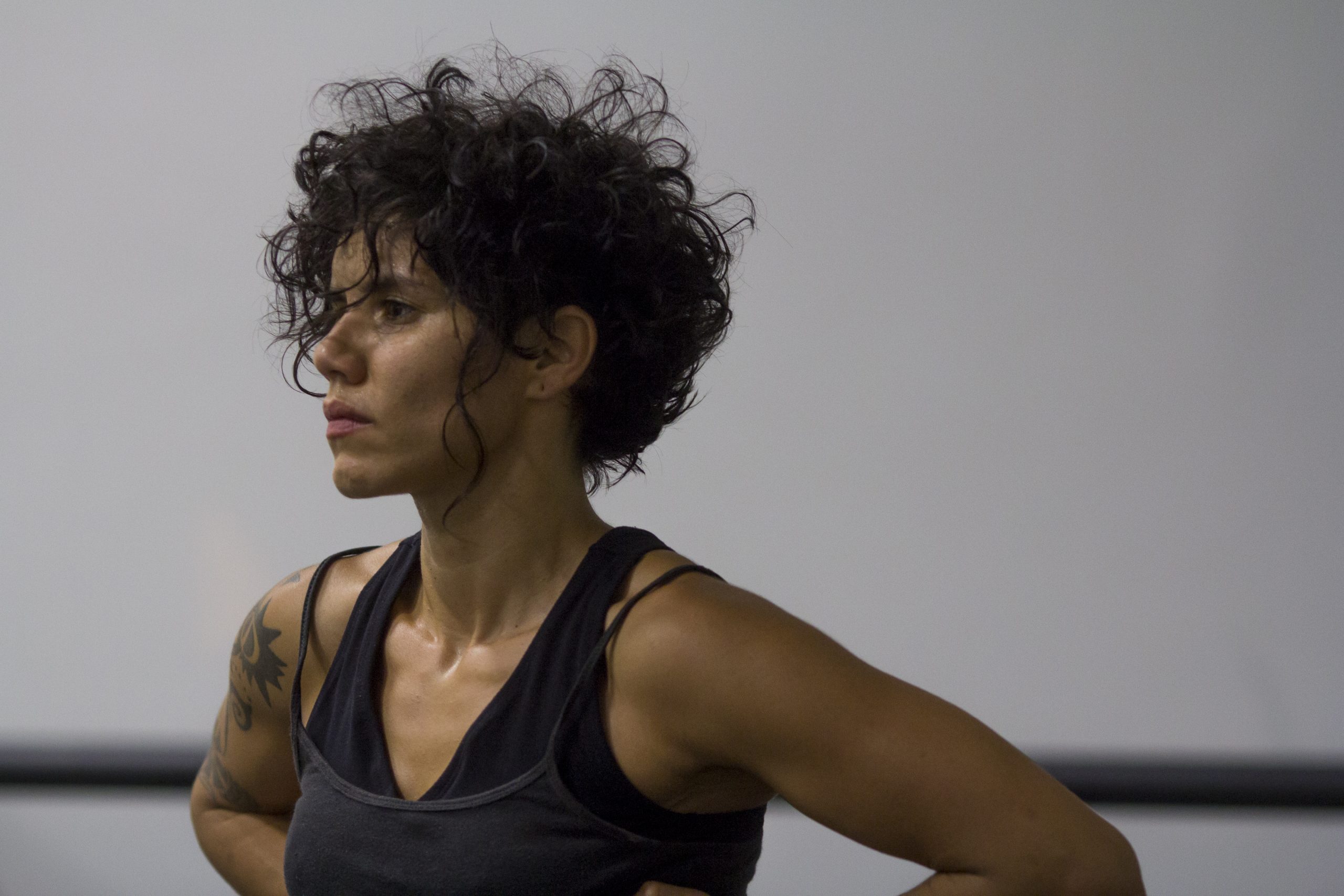 Artes Marciais e Mulher é tema da próxima live do projeto Dança Marcial - Encontros entre improvisação e marcialidade Artes