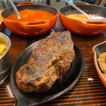 Buffet a quilo com parrilla do Mayer tem valor reduzido Gastronomia
