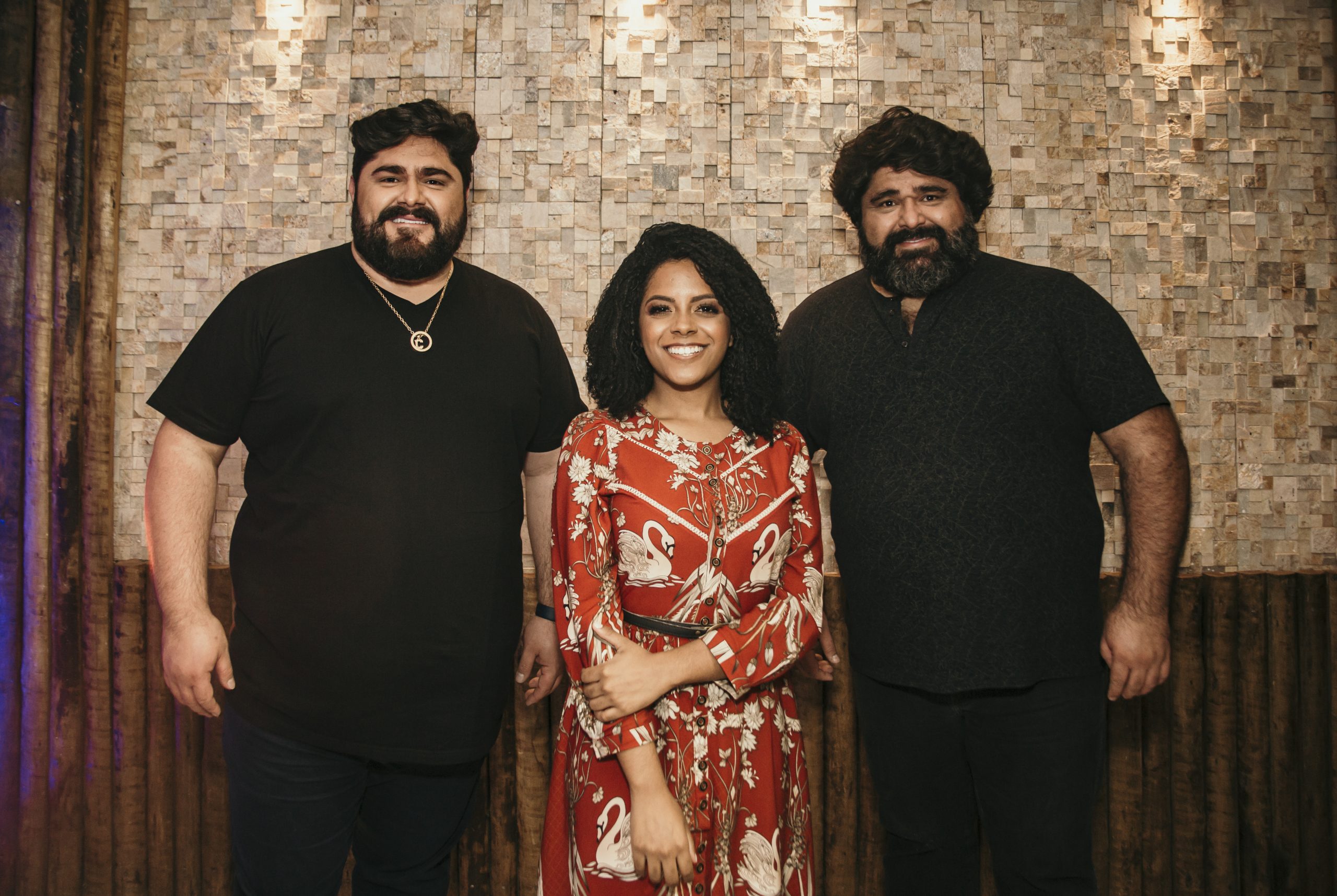 Kemilly Santos grava single com César Menotti & Fabiano