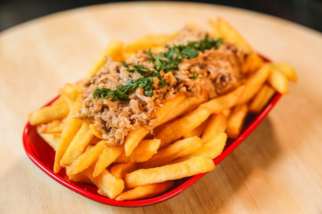 Chama Smash Burguer desembarca na Capital Federal e apresenta novo conceito no Dia Mundial do Hambúrguer Gastronomia