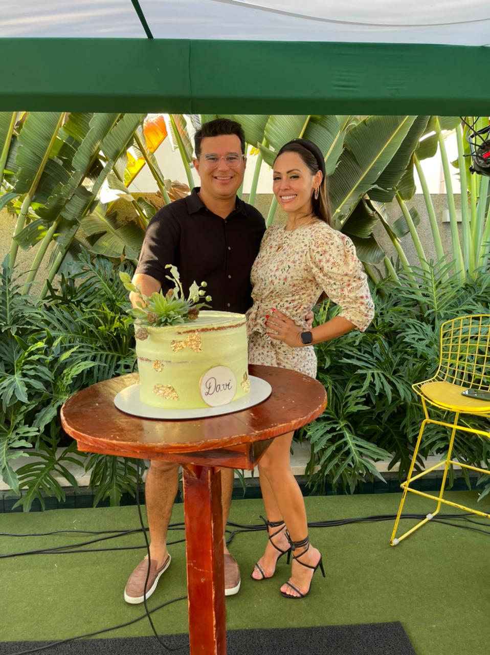 Solange Almeida canta em aniversário surpresa em Fortaleza Colunismo Social