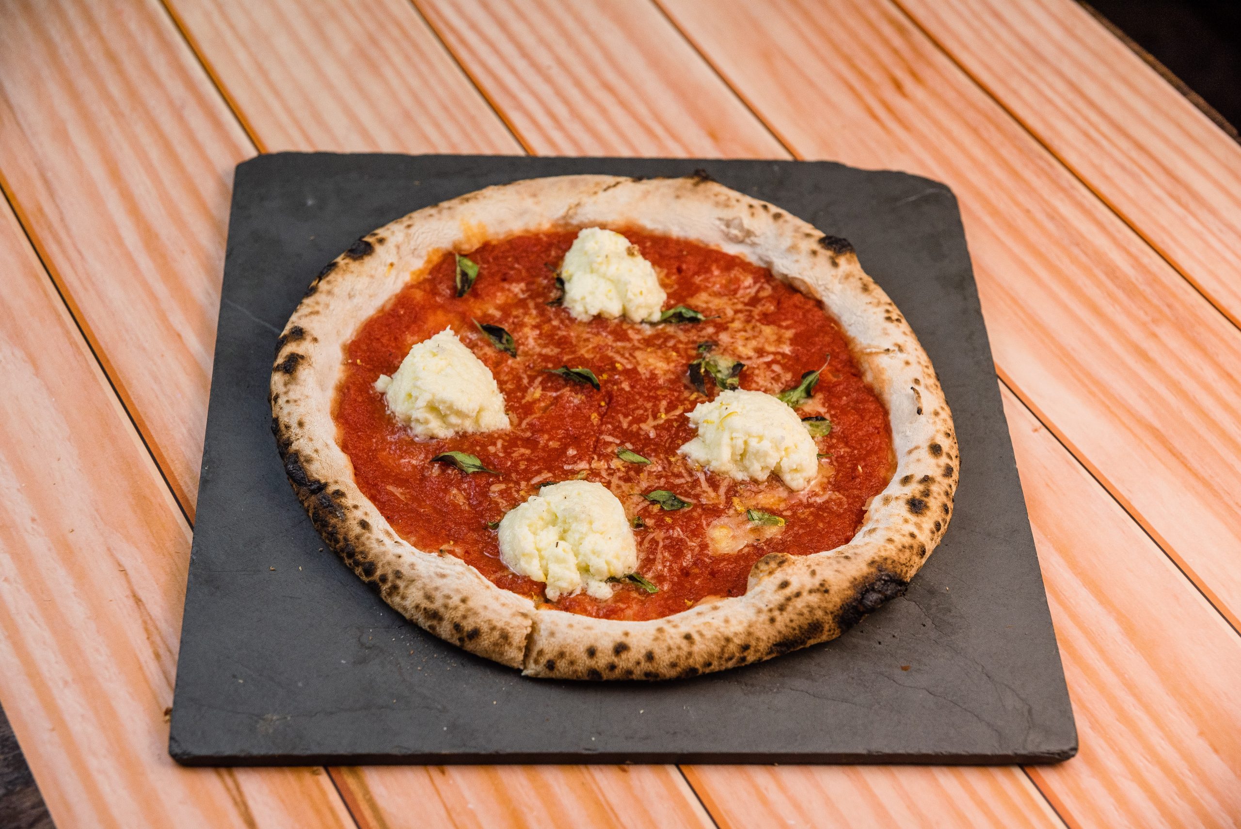 Grano & Oliva celebra o Dia da Pizza com Regina Margherita