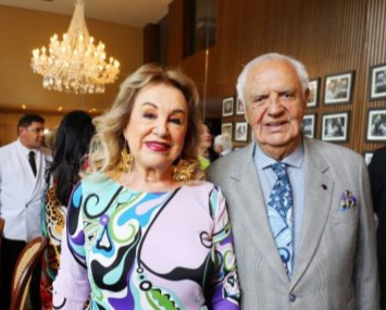 Gilberto Amaral recebe homenagens pelos seus 87 anos