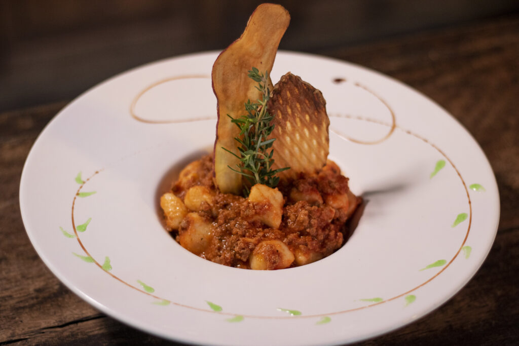 Dudu Bar retorna com tradição italiana e oferece “nhoque da sorte"