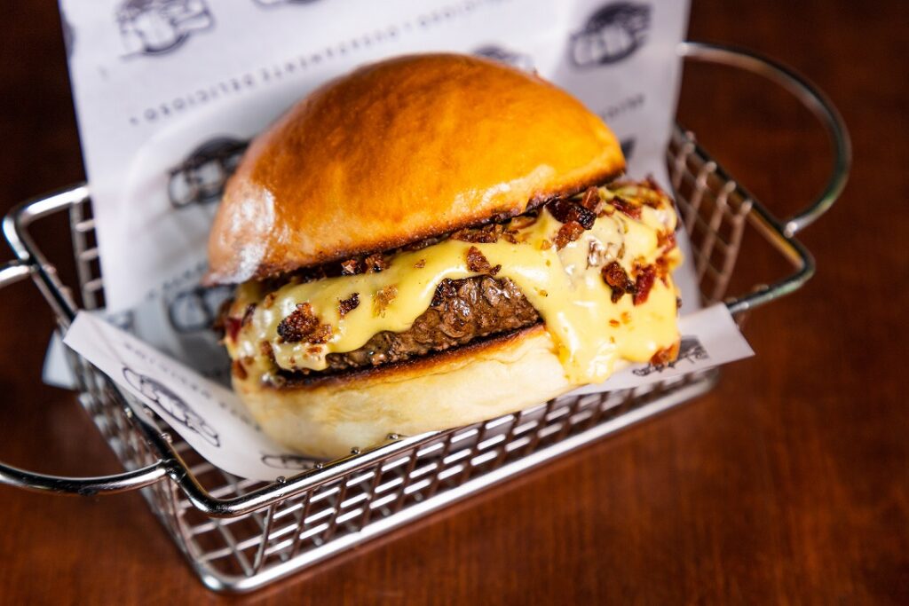 389 Burger inclui novidades no cardápio Gastronomia