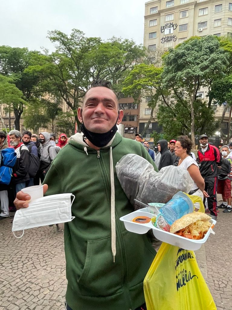 Festa de Cosme e Damião, em plena Praça da Sé