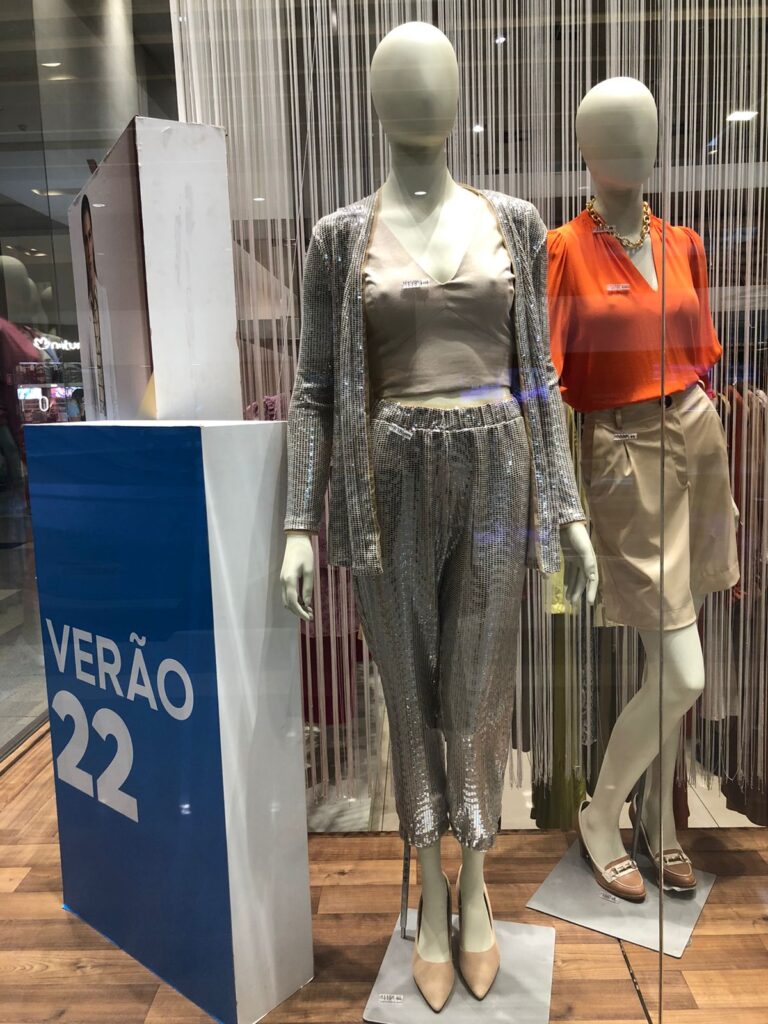 Cores e formas da moda Primavera/Verão chegam às vitrines do Conjunto Nacional Moda