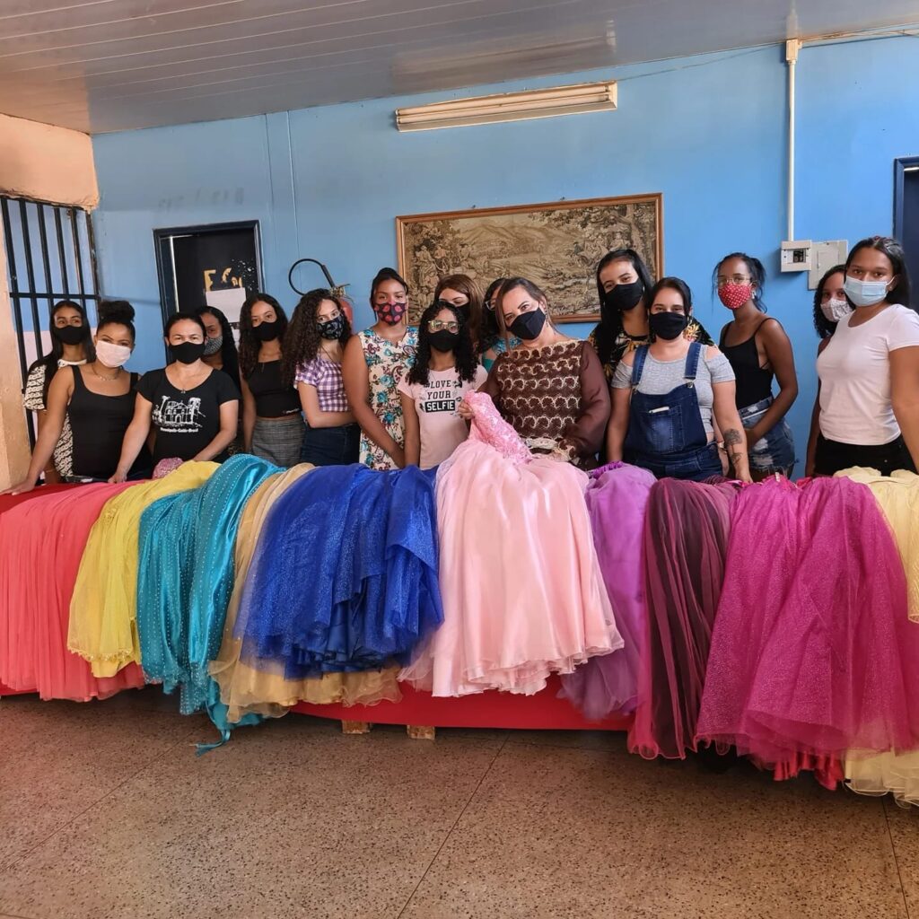 BPW Brasília realiza o sonho de 15 meninas de Santa Maria
