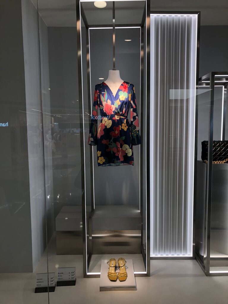 Cores e formas da moda Primavera/Verão chegam às vitrines do Conjunto Nacional Moda