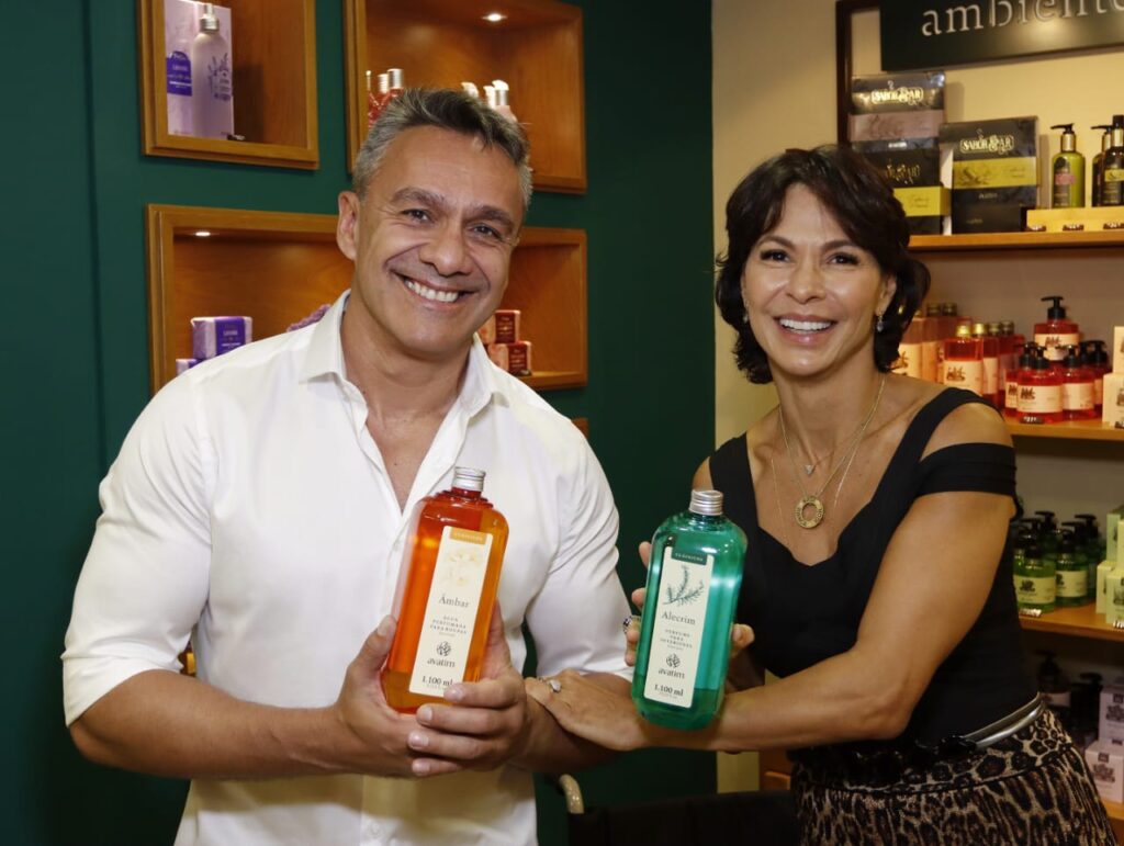 Foi inaugurada em Salvador a loja-modelo da Avatim no Salvador Shopping Colunismo Social