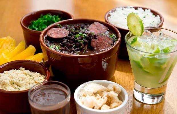 Restaurante Norton agora tem feijoada