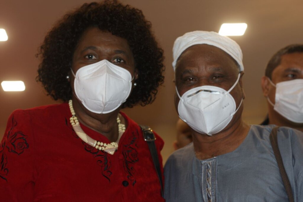 Noite concorrida por políticos no lançamento da Revista Rio Já Rio de janeiro