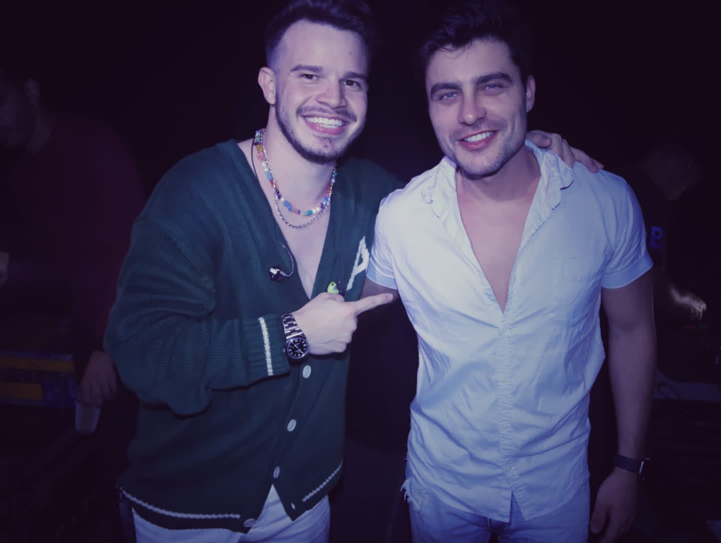 Matheus Fernandes leva público ao delírio em Show no Rio de Janeiro Celebridades