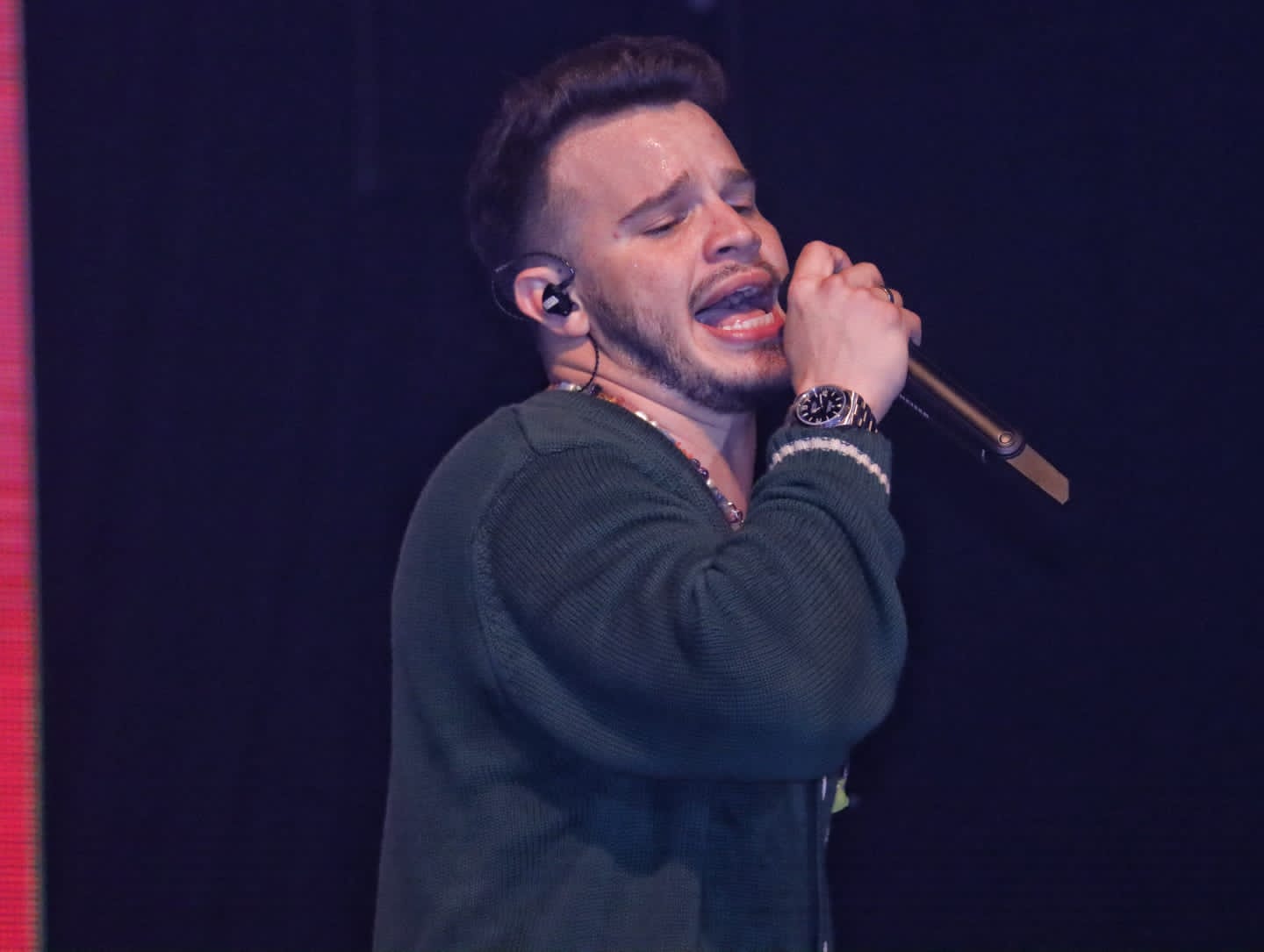 Matheus Fernandes leva público ao delírio em Show no Rio de Janeiro Celebridades