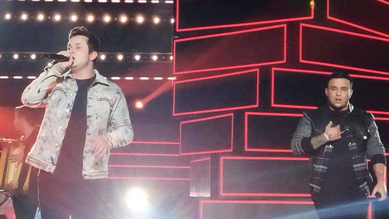 Matheus e Kauan gravam DVD “Se Melhorar Estraga” em São Paulo Música