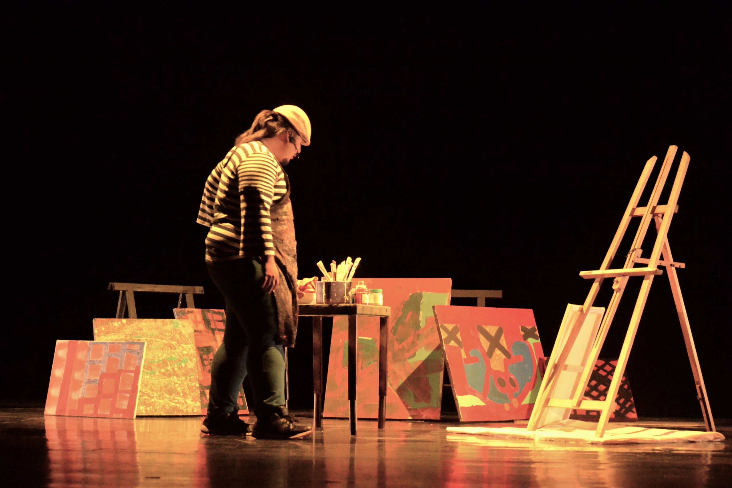 Artistas promovem série de lives sobre inclusão no cenário teatral do DF